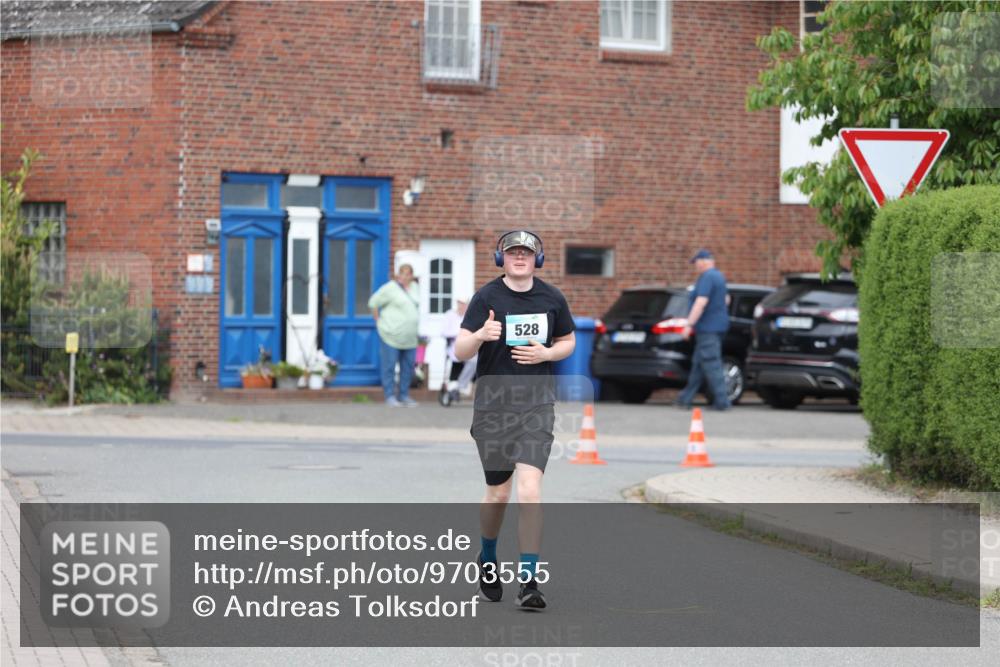 10.05.2026 - 8. Wedeler Halbmarathon Andreas Tolksdorf http://msf.ph/oto/9703555 10.05.2026 10:31:00 Laufen 528 meine-sportfotos.de