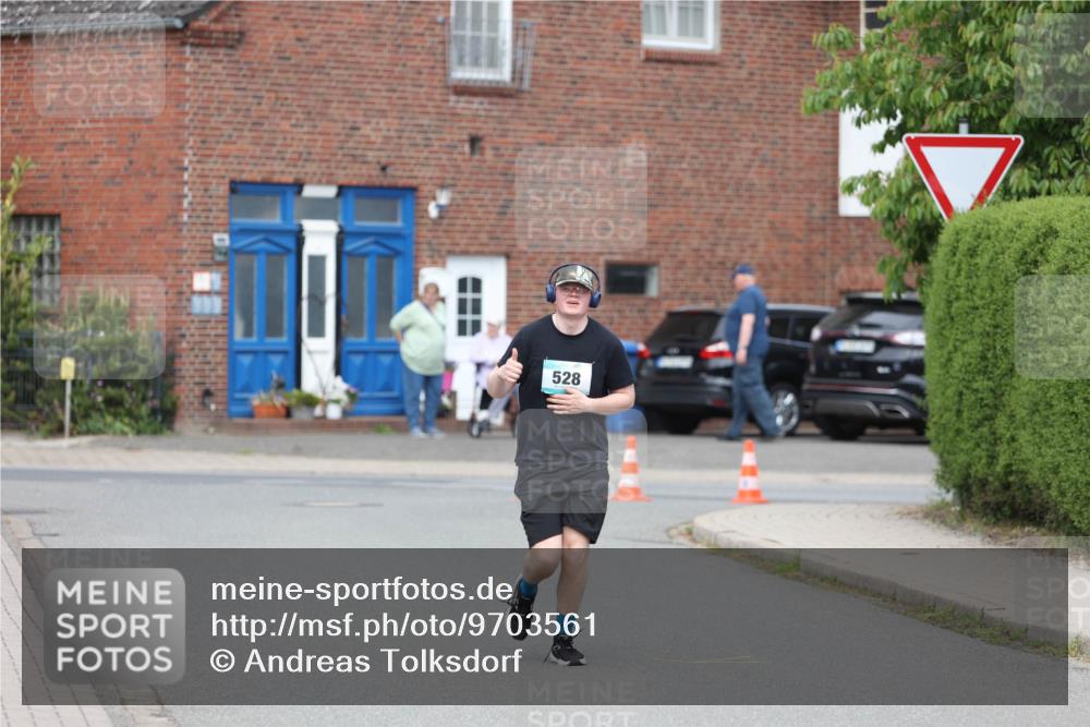 10.05.2026 - 8. Wedeler Halbmarathon Andreas Tolksdorf http://msf.ph/oto/9703561 10.05.2026 10:31:00 Laufen 528 meine-sportfotos.de