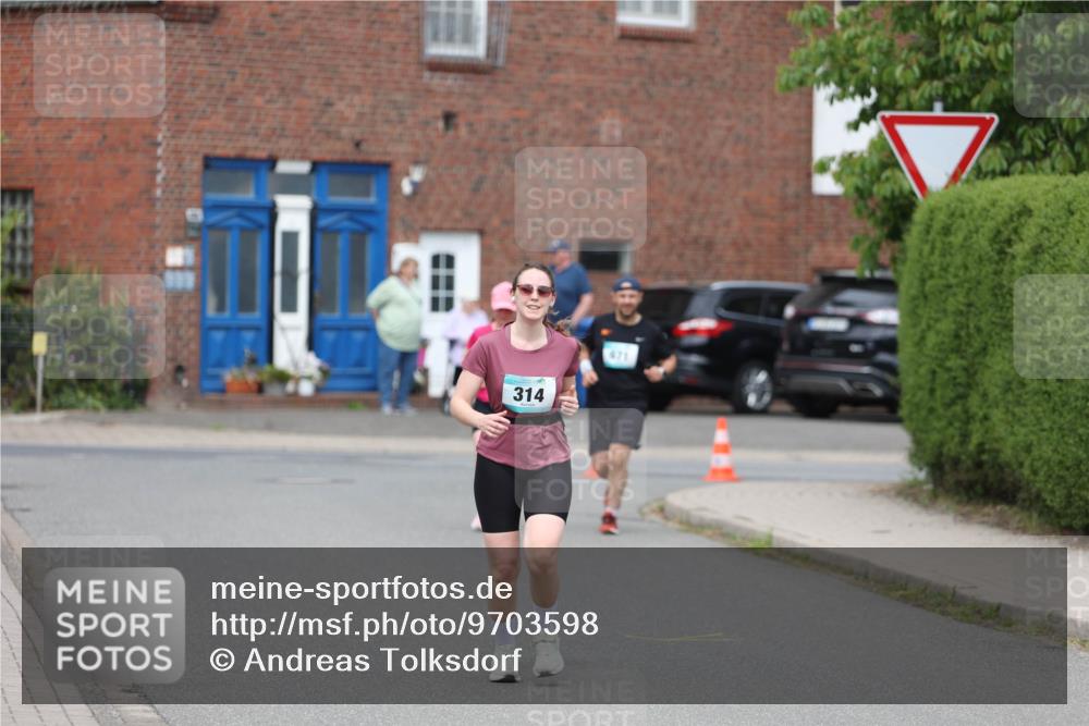 10.05.2026 - 8. Wedeler Halbmarathon Andreas Tolksdorf http://msf.ph/oto/9703598 10.05.2026 10:31:27 Laufen 314, 671 meine-sportfotos.de