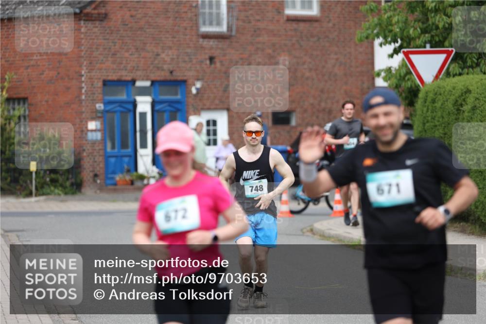 10.05.2026 - 8. Wedeler Halbmarathon Andreas Tolksdorf http://msf.ph/oto/9703653 10.05.2026 10:31:35 Laufen 672, 748, 671 meine-sportfotos.de