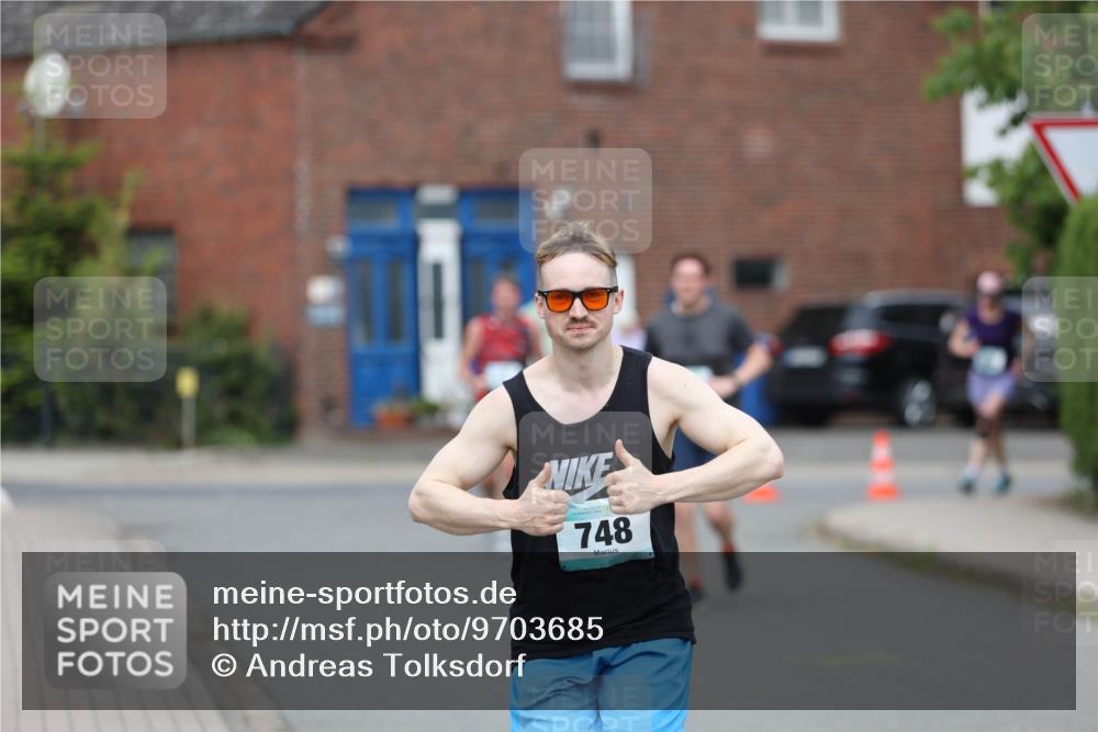 10.05.2026 - 8. Wedeler Halbmarathon Andreas Tolksdorf http://msf.ph/oto/9703685 10.05.2026 10:31:38 Laufen 748 meine-sportfotos.de
