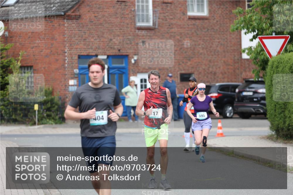 10.05.2026 - 8. Wedeler Halbmarathon Andreas Tolksdorf http://msf.ph/oto/9703724 10.05.2026 10:31:42 Laufen 17, 404, 595 meine-sportfotos.de