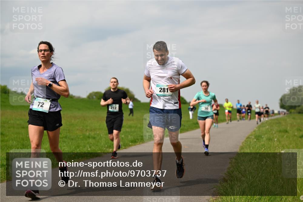 10.05.2026 - 8. Wedeler Halbmarathon Dr. Thomas Lammeyer http://msf.ph/oto/9703737 10.05.2026 11:50:38 Laufen 100, 212, 281 meine-sportfotos.de