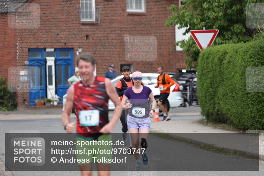 10.05.2026 - 8. Wedeler Halbmarathon Andreas Tolksdorf http://msf.ph/oto/9703747 10.05.2026 10:31:45 Laufen 17, 595 meine-sportfotos.de