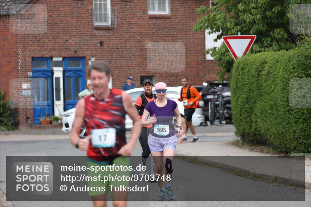 10.05.2026 - 8. Wedeler Halbmarathon Andreas Tolksdorf http://msf.ph/oto/9703748 10.05.2026 10:31:45 Laufen 595, 17 meine-sportfotos.de