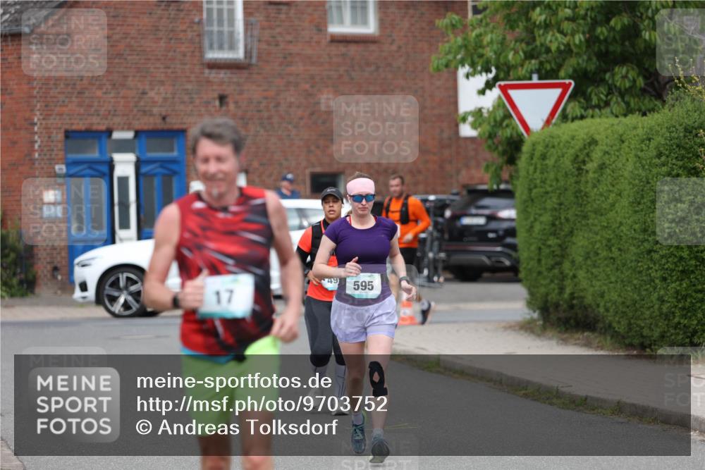 10.05.2026 - 8. Wedeler Halbmarathon Andreas Tolksdorf http://msf.ph/oto/9703752 10.05.2026 10:31:45 Laufen 17, 49, 595 meine-sportfotos.de