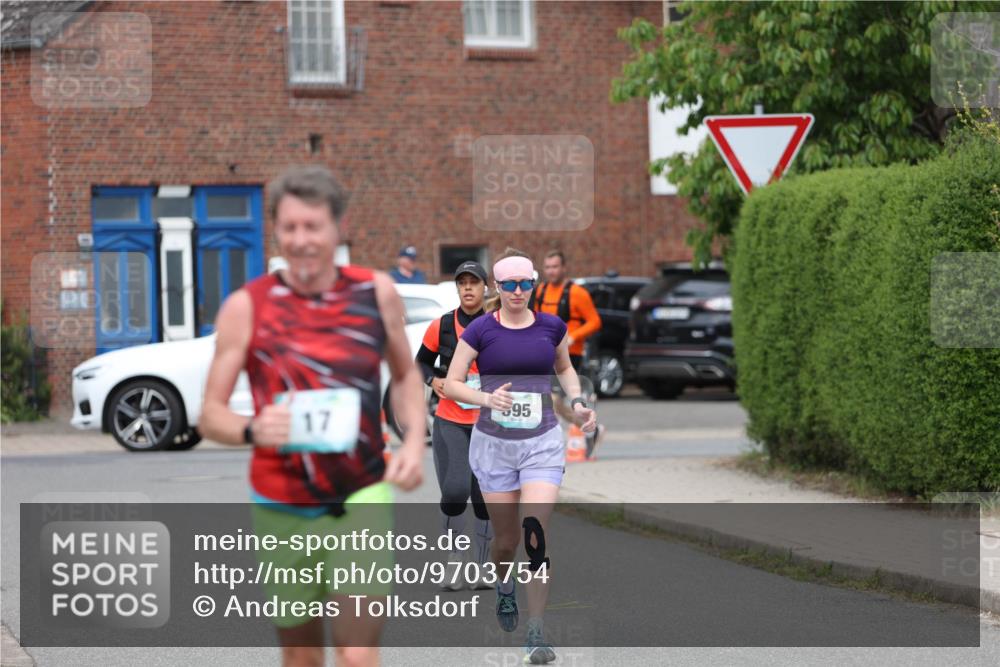 10.05.2026 - 8. Wedeler Halbmarathon Andreas Tolksdorf http://msf.ph/oto/9703754 10.05.2026 10:31:45 Laufen 17, 595 meine-sportfotos.de