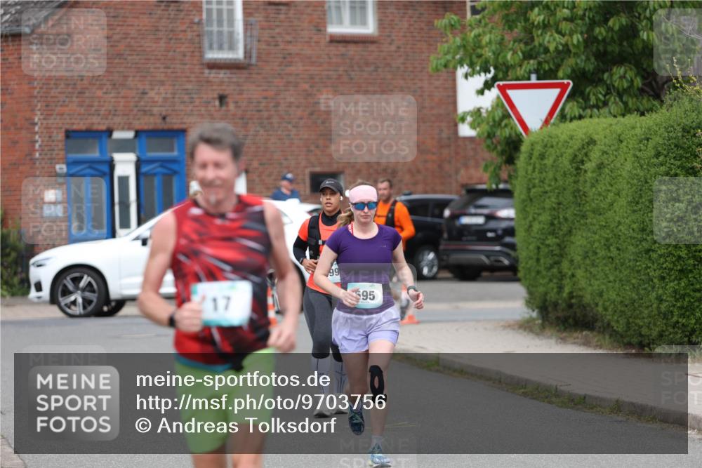 10.05.2026 - 8. Wedeler Halbmarathon Andreas Tolksdorf http://msf.ph/oto/9703756 10.05.2026 10:31:45 Laufen 17, 99, 95 meine-sportfotos.de