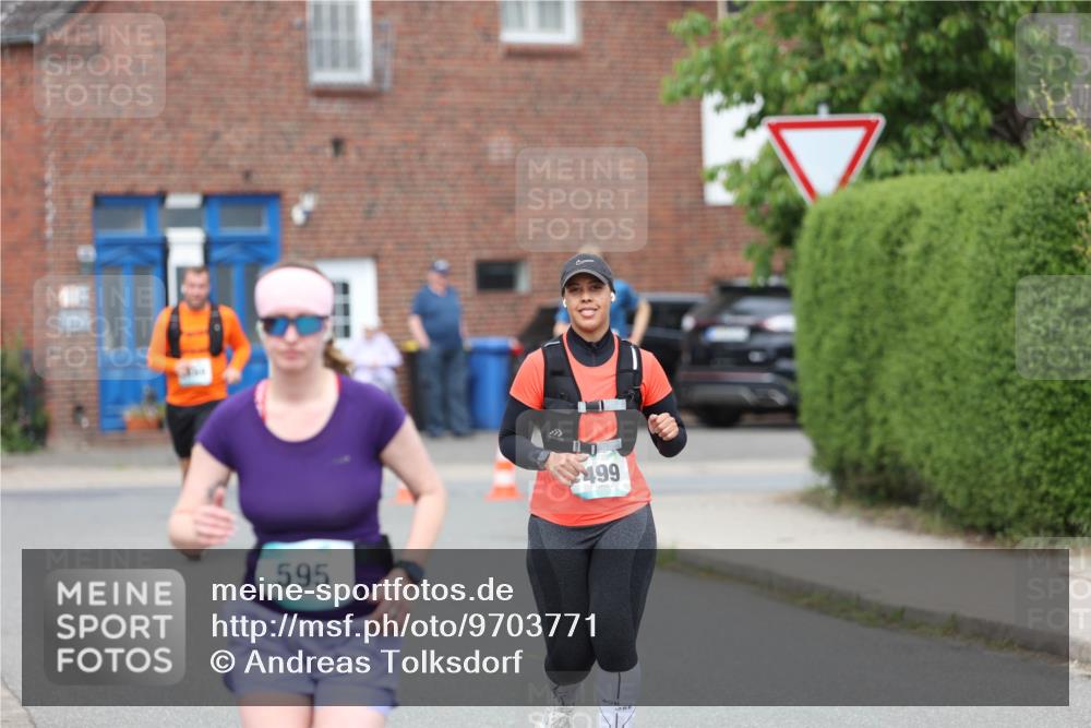 10.05.2026 - 8. Wedeler Halbmarathon Andreas Tolksdorf http://msf.ph/oto/9703771 10.05.2026 10:31:48 Laufen 595, 499 meine-sportfotos.de