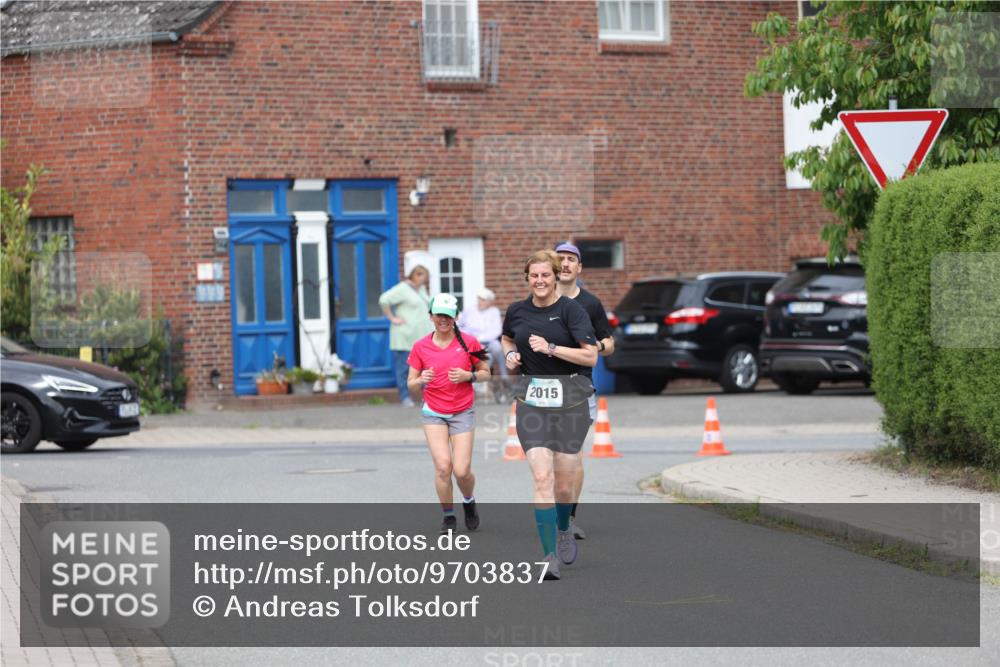 10.05.2026 - 8. Wedeler Halbmarathon Andreas Tolksdorf http://msf.ph/oto/9703837 10.05.2026 10:31:59 Laufen 2015 meine-sportfotos.de
