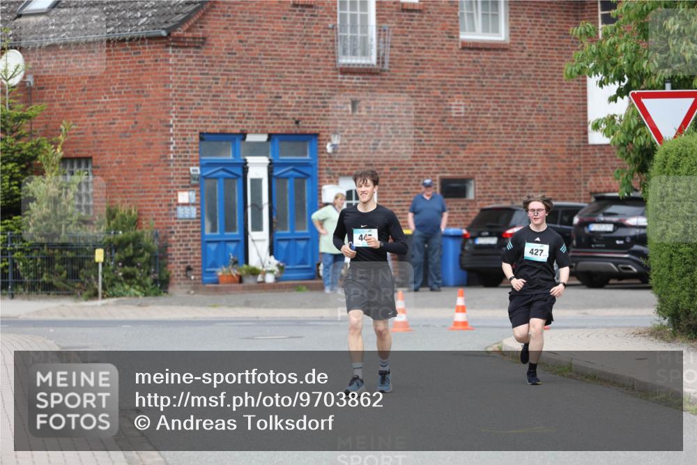 10.05.2026 - 8. Wedeler Halbmarathon Andreas Tolksdorf http://msf.ph/oto/9703862 10.05.2026 10:32:12 Laufen 46, 427 meine-sportfotos.de