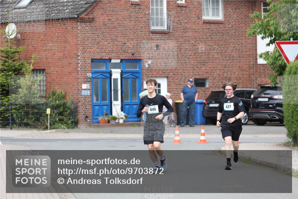 10.05.2026 - 8. Wedeler Halbmarathon Andreas Tolksdorf http://msf.ph/oto/9703872 10.05.2026 10:32:12 Laufen 445, 427 meine-sportfotos.de