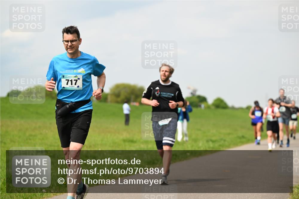10.05.2026 - 8. Wedeler Halbmarathon Dr. Thomas Lammeyer http://msf.ph/oto/9703894 10.05.2026 11:50:54 Laufen 717, 469 meine-sportfotos.de