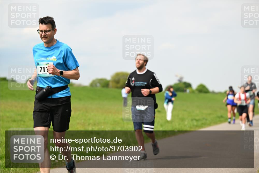 10.05.2026 - 8. Wedeler Halbmarathon Dr. Thomas Lammeyer http://msf.ph/oto/9703902 10.05.2026 11:50:55 Laufen  meine-sportfotos.de