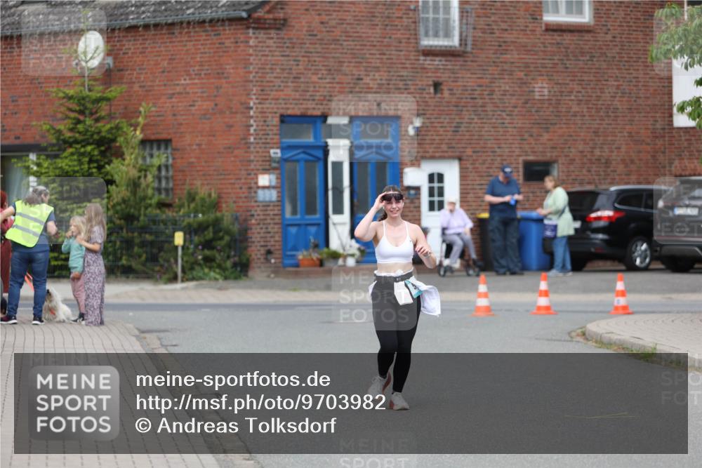 10.05.2026 - 8. Wedeler Halbmarathon Andreas Tolksdorf http://msf.ph/oto/9703982 10.05.2026 10:33:18 Laufen  meine-sportfotos.de