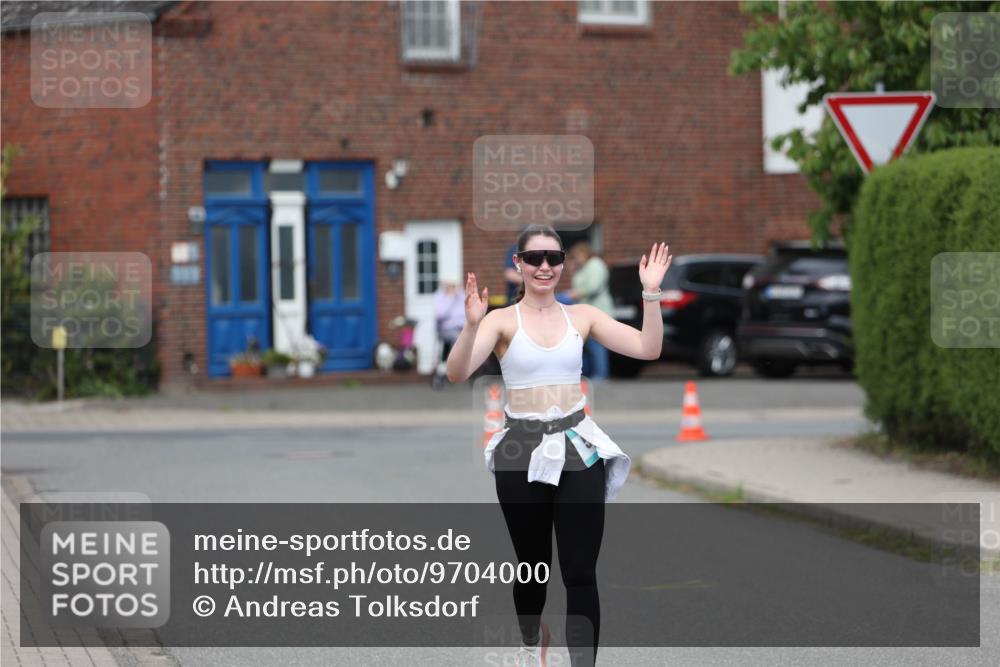 10.05.2026 - 8. Wedeler Halbmarathon Andreas Tolksdorf http://msf.ph/oto/9704000 10.05.2026 10:33:21 Laufen  meine-sportfotos.de