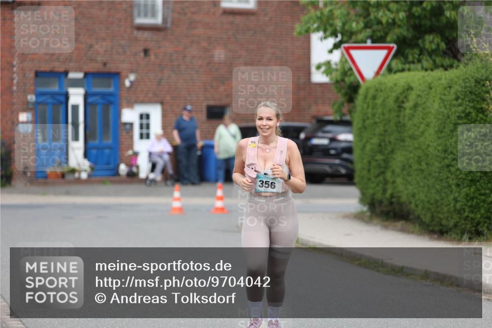 10.05.2026 - 8. Wedeler Halbmarathon Andreas Tolksdorf http://msf.ph/oto/9704042 10.05.2026 10:33:48 Laufen 356 meine-sportfotos.de