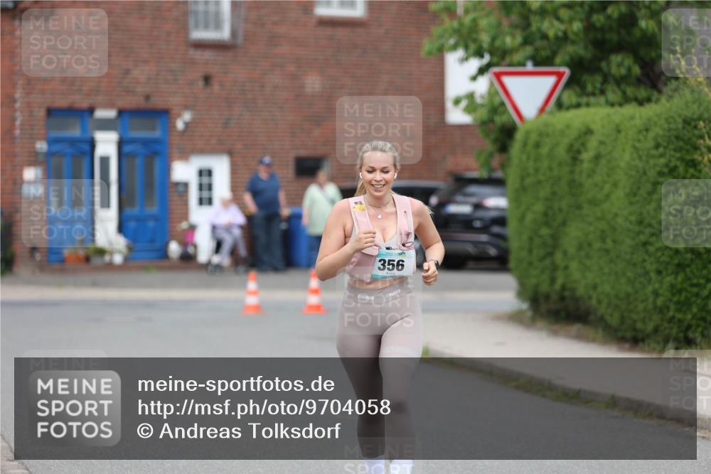 10.05.2026 - 8. Wedeler Halbmarathon Andreas Tolksdorf http://msf.ph/oto/9704058 10.05.2026 10:33:48 Laufen 356 meine-sportfotos.de