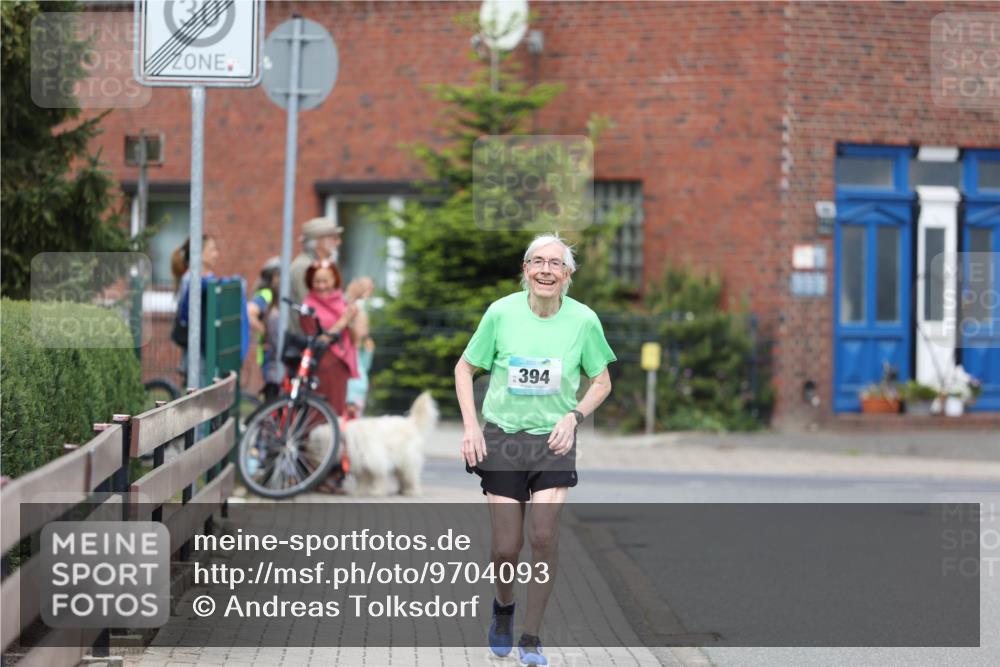 10.05.2026 - 8. Wedeler Halbmarathon Andreas Tolksdorf http://msf.ph/oto/9704093 10.05.2026 10:34:06 Laufen 394 meine-sportfotos.de