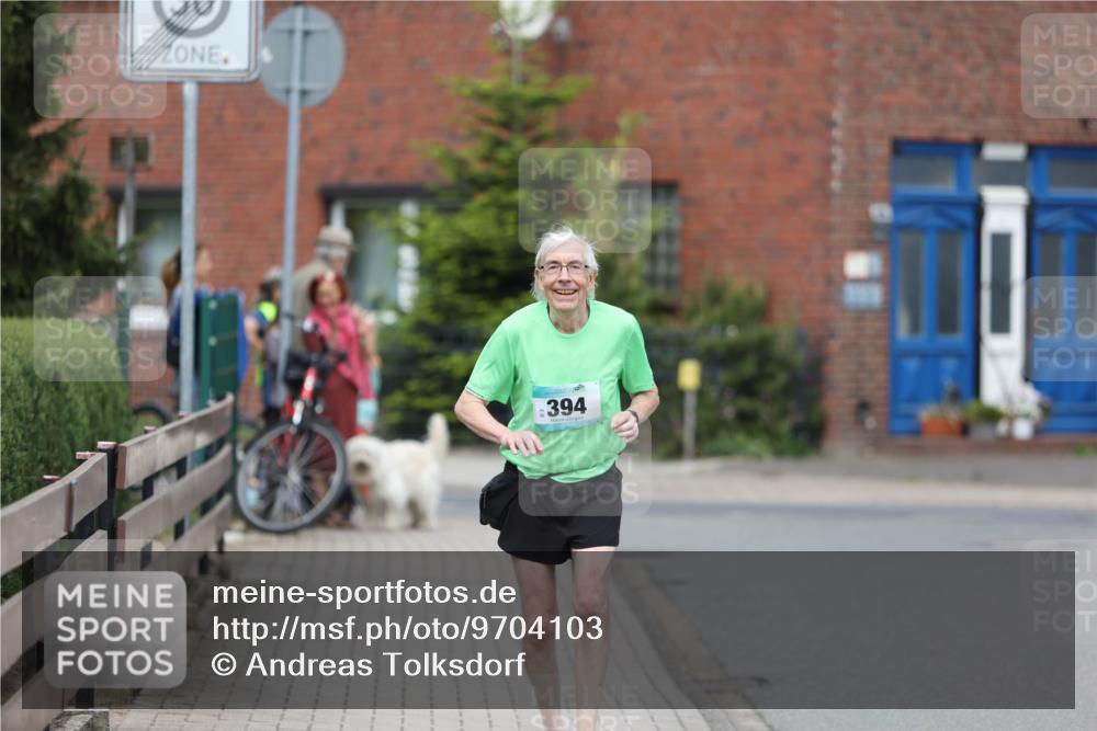10.05.2026 - 8. Wedeler Halbmarathon Andreas Tolksdorf http://msf.ph/oto/9704103 10.05.2026 10:34:08 Laufen 394 meine-sportfotos.de