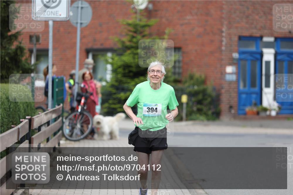 10.05.2026 - 8. Wedeler Halbmarathon Andreas Tolksdorf http://msf.ph/oto/9704112 10.05.2026 10:34:08 Laufen 394 meine-sportfotos.de