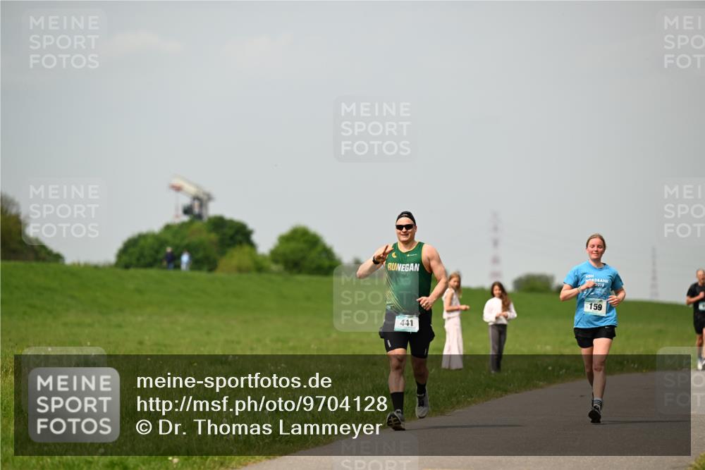 10.05.2026 - 8. Wedeler Halbmarathon Dr. Thomas Lammeyer http://msf.ph/oto/9704128 10.05.2026 11:51:13 Laufen 2018, 441, 159 meine-sportfotos.de