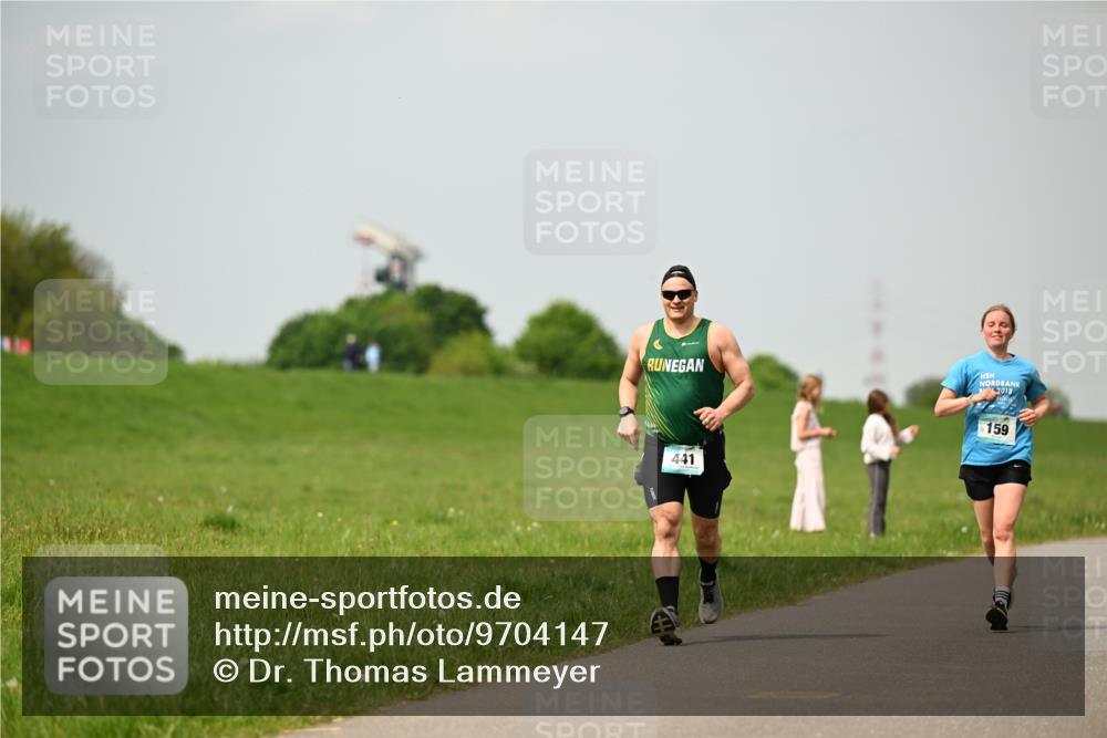 10.05.2026 - 8. Wedeler Halbmarathon Dr. Thomas Lammeyer http://msf.ph/oto/9704147 10.05.2026 11:51:14 Laufen 441, 2018, 159 meine-sportfotos.de