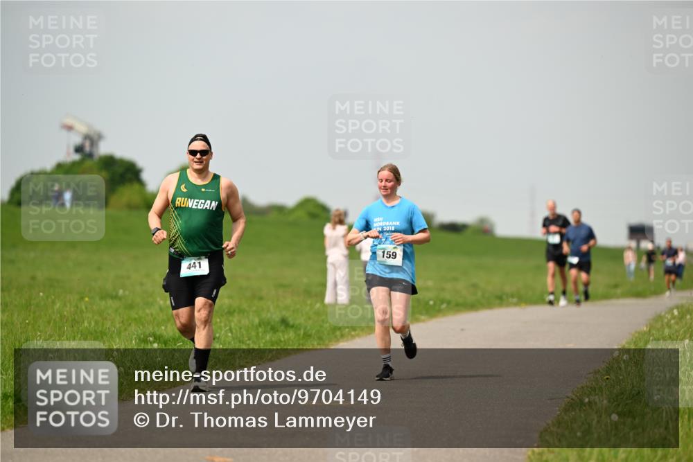 10.05.2026 - 8. Wedeler Halbmarathon Dr. Thomas Lammeyer http://msf.ph/oto/9704149 10.05.2026 11:51:15 Laufen 2018, 441, 159 meine-sportfotos.de