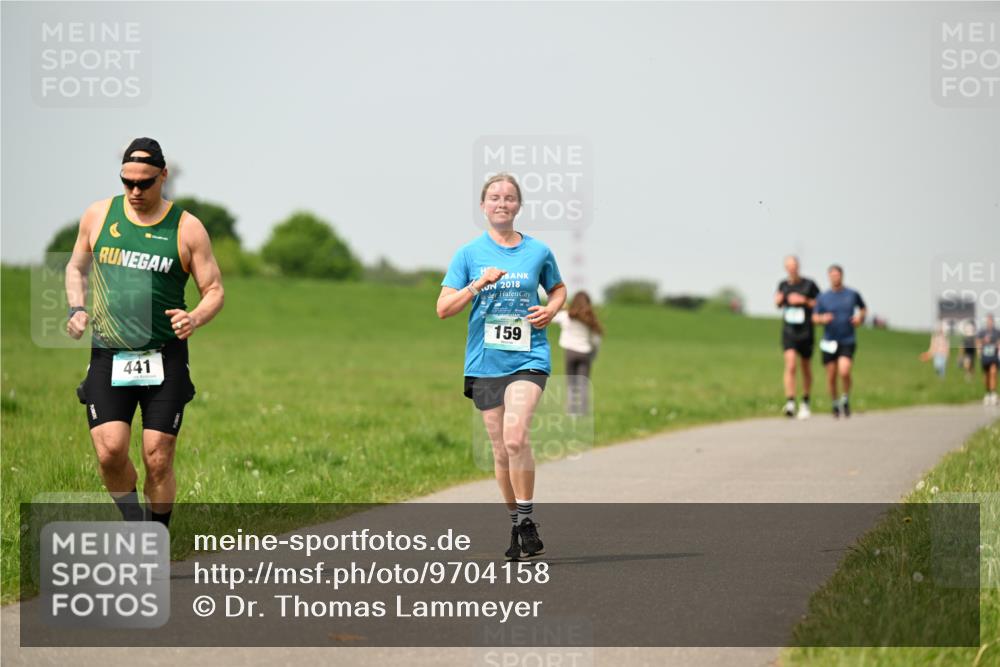 10.05.2026 - 8. Wedeler Halbmarathon Dr. Thomas Lammeyer http://msf.ph/oto/9704158 10.05.2026 11:51:17 Laufen 2018, 441, 159 meine-sportfotos.de