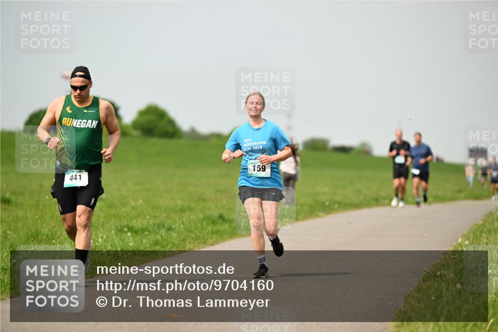 10.05.2026 - 8. Wedeler Halbmarathon Dr. Thomas Lammeyer http://msf.ph/oto/9704160 10.05.2026 11:51:17 Laufen 441, 2018, 159 meine-sportfotos.de