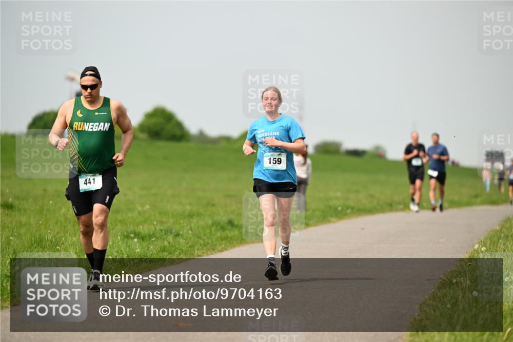 10.05.2026 - 8. Wedeler Halbmarathon Dr. Thomas Lammeyer http://msf.ph/oto/9704163 10.05.2026 11:51:17 Laufen 441, 159 meine-sportfotos.de