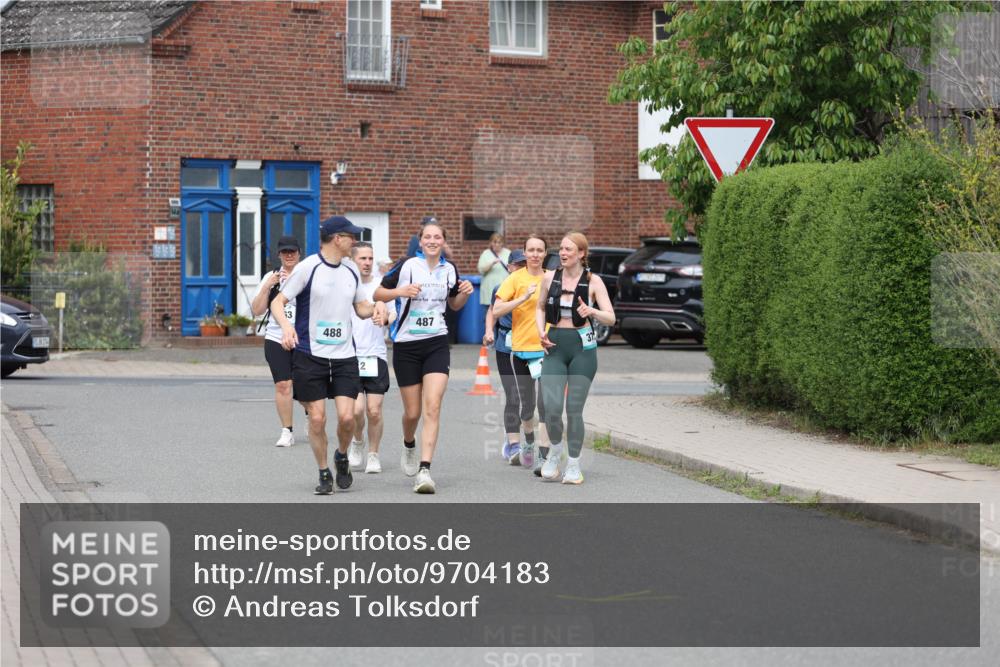 10.05.2026 - 8. Wedeler Halbmarathon Andreas Tolksdorf http://msf.ph/oto/9704183 10.05.2026 10:34:23 Laufen 488, 2, 487, 37 meine-sportfotos.de