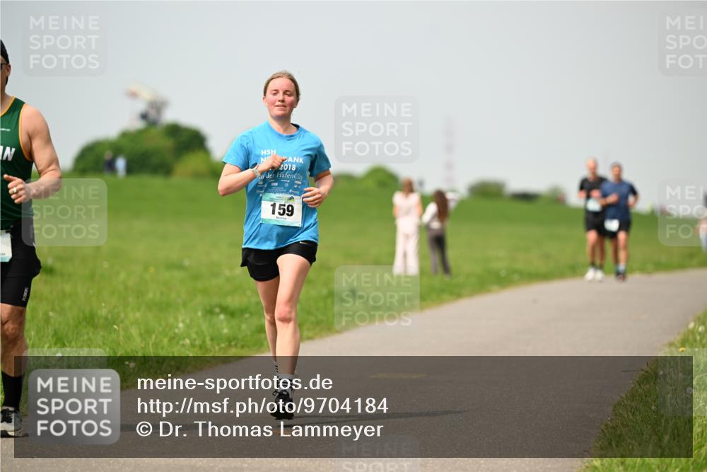 10.05.2026 - 8. Wedeler Halbmarathon Dr. Thomas Lammeyer http://msf.ph/oto/9704184 10.05.2026 11:51:18 Laufen 2018, 159 meine-sportfotos.de