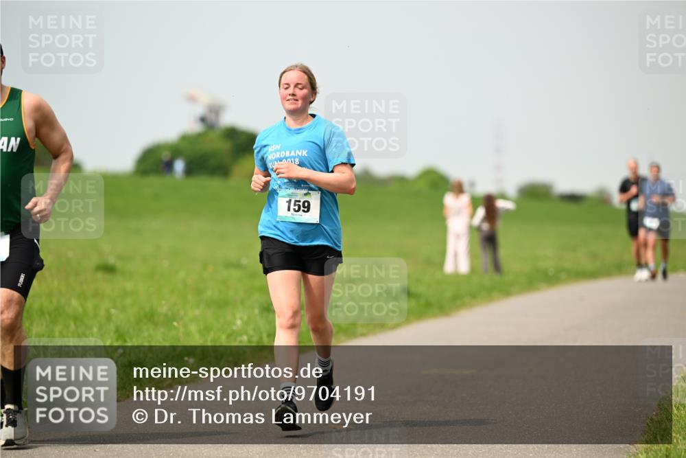 10.05.2026 - 8. Wedeler Halbmarathon Dr. Thomas Lammeyer http://msf.ph/oto/9704191 10.05.2026 11:51:19 Laufen 2018, 159 meine-sportfotos.de