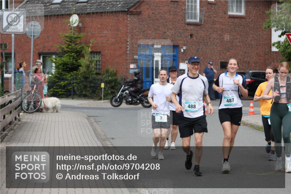 10.05.2026 - 8. Wedeler Halbmarathon Andreas Tolksdorf http://msf.ph/oto/9704208 10.05.2026 10:34:27 Laufen 2, 488, 487 meine-sportfotos.de