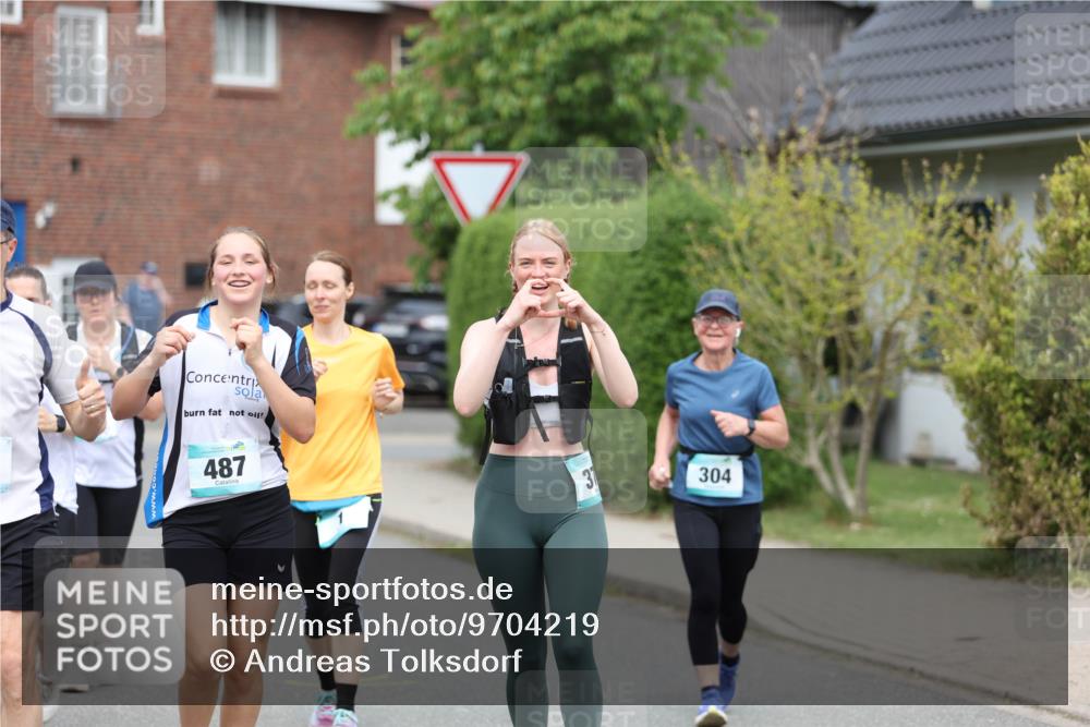 10.05.2026 - 8. Wedeler Halbmarathon Andreas Tolksdorf http://msf.ph/oto/9704219 10.05.2026 10:34:29 Laufen 487, 31, 304 meine-sportfotos.de