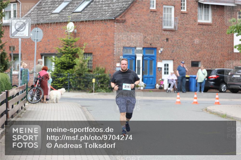 10.05.2026 - 8. Wedeler Halbmarathon Andreas Tolksdorf http://msf.ph/oto/9704274 10.05.2026 10:35:09 Laufen 211 meine-sportfotos.de