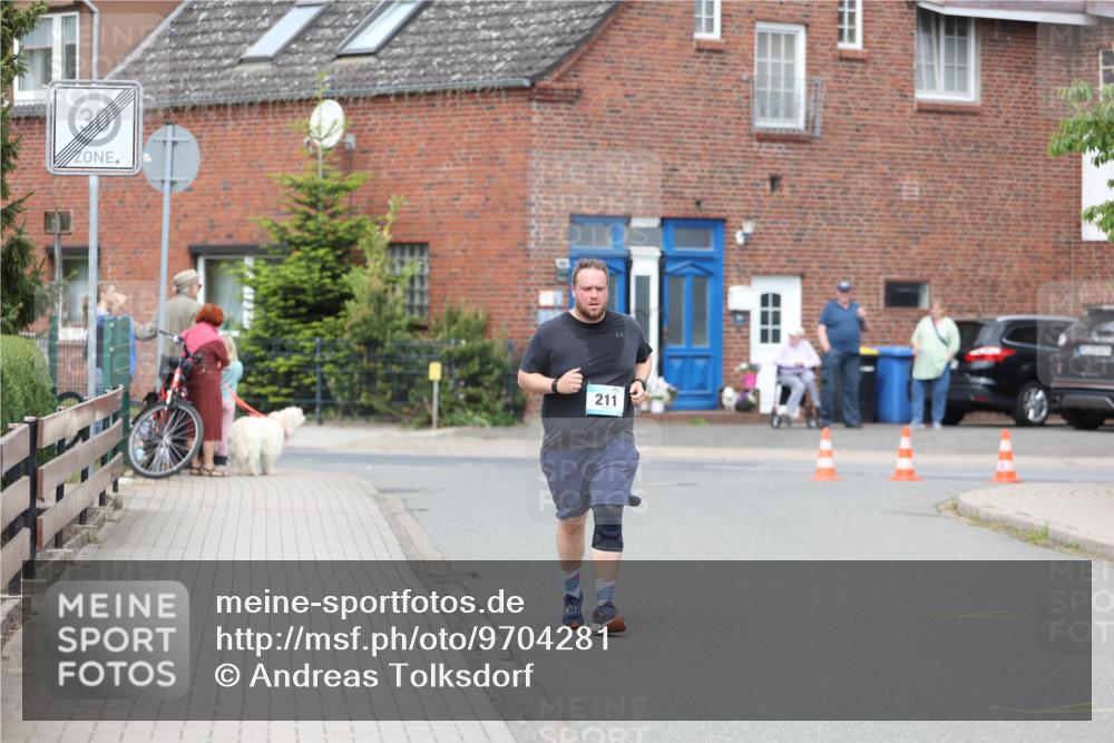 10.05.2026 - 8. Wedeler Halbmarathon Andreas Tolksdorf http://msf.ph/oto/9704281 10.05.2026 10:35:10 Laufen 211 meine-sportfotos.de
