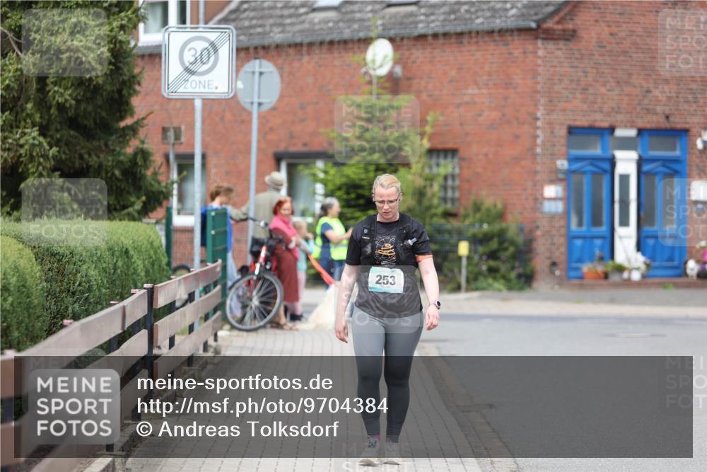 10.05.2026 - 8. Wedeler Halbmarathon Andreas Tolksdorf http://msf.ph/oto/9704384 10.05.2026 10:35:45 Laufen 3, 253 meine-sportfotos.de