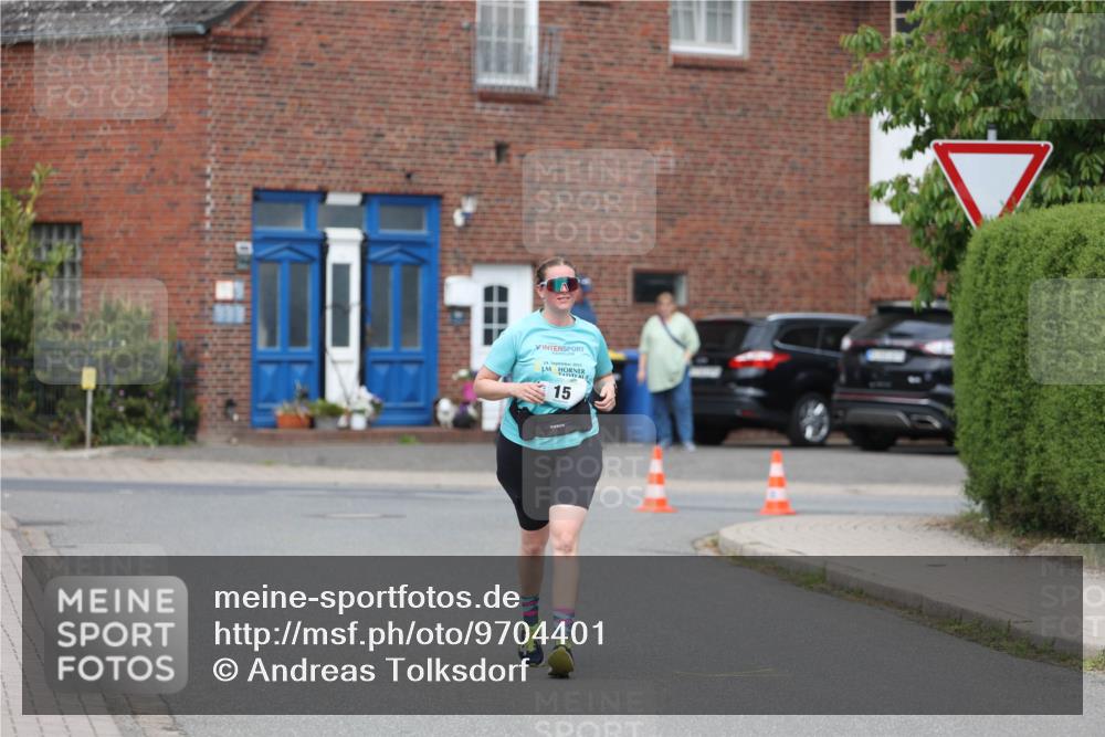 10.05.2026 - 8. Wedeler Halbmarathon Andreas Tolksdorf http://msf.ph/oto/9704401 10.05.2026 10:36:08 Laufen 24, 2023, 15 meine-sportfotos.de
