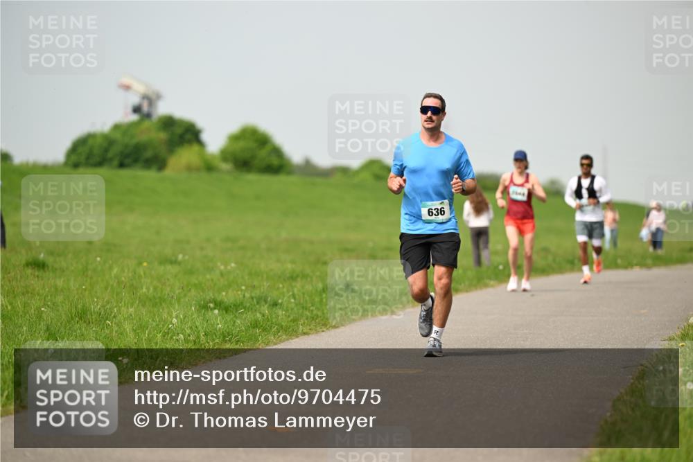 10.05.2026 - 8. Wedeler Halbmarathon Dr. Thomas Lammeyer http://msf.ph/oto/9704475 10.05.2026 11:51:53 Laufen 636 meine-sportfotos.de