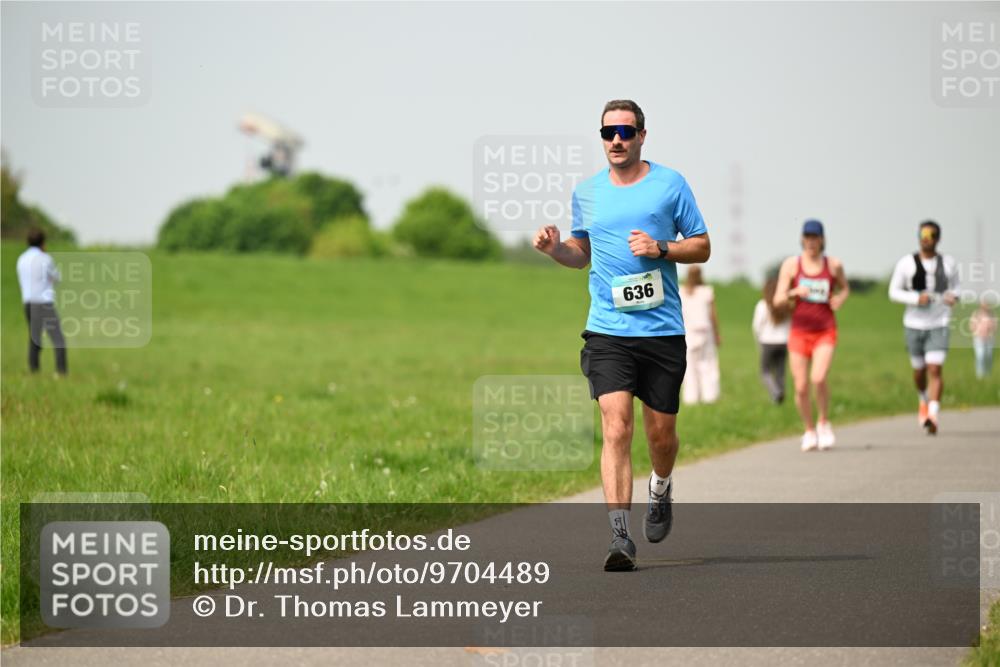 10.05.2026 - 8. Wedeler Halbmarathon Dr. Thomas Lammeyer http://msf.ph/oto/9704489 10.05.2026 11:51:54 Laufen 636 meine-sportfotos.de