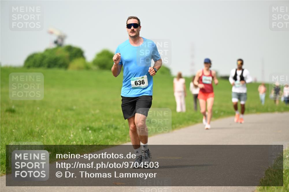 10.05.2026 - 8. Wedeler Halbmarathon Dr. Thomas Lammeyer http://msf.ph/oto/9704503 10.05.2026 11:51:55 Laufen 636 meine-sportfotos.de