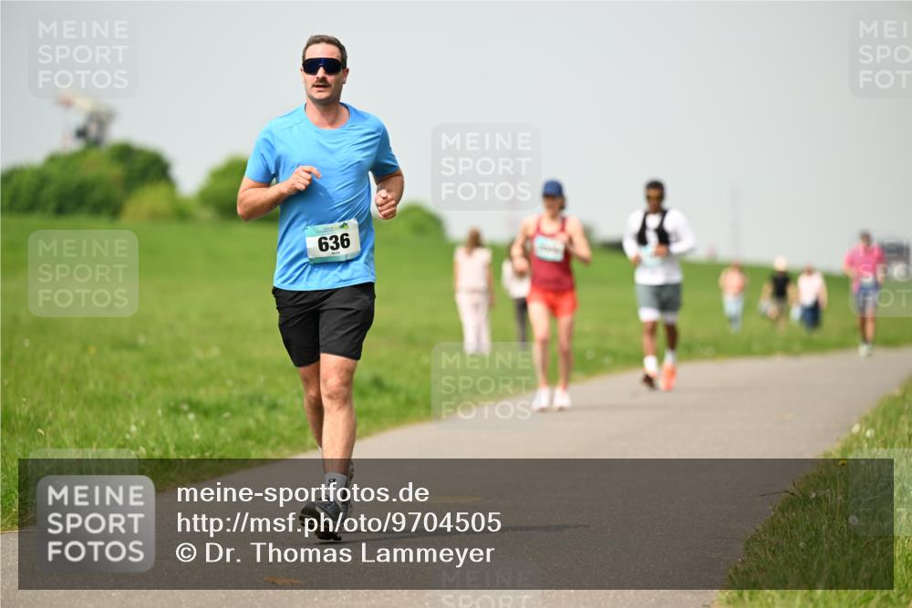 10.05.2026 - 8. Wedeler Halbmarathon Dr. Thomas Lammeyer http://msf.ph/oto/9704505 10.05.2026 11:51:55 Laufen 636 meine-sportfotos.de