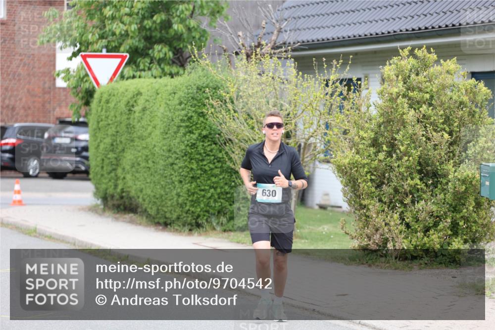 10.05.2026 - 8. Wedeler Halbmarathon Andreas Tolksdorf http://msf.ph/oto/9704542 10.05.2026 10:37:56 Laufen 630 meine-sportfotos.de