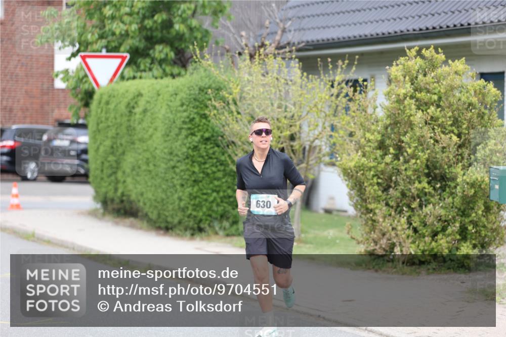10.05.2026 - 8. Wedeler Halbmarathon Andreas Tolksdorf http://msf.ph/oto/9704551 10.05.2026 10:37:56 Laufen 630 meine-sportfotos.de