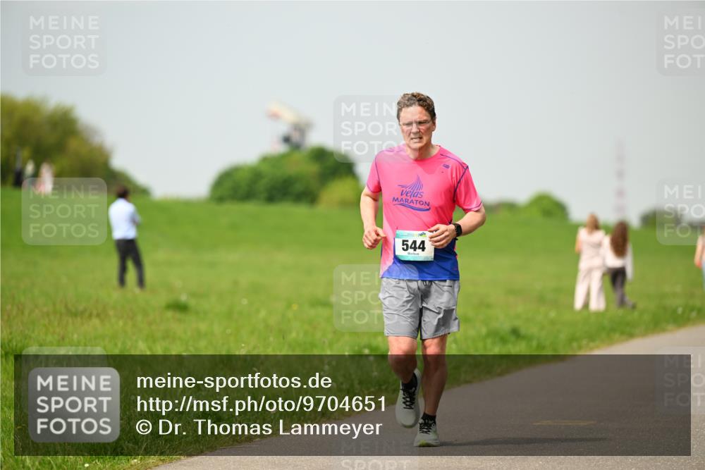 10.05.2026 - 8. Wedeler Halbmarathon Dr. Thomas Lammeyer http://msf.ph/oto/9704651 10.05.2026 11:52:13 Laufen 544 meine-sportfotos.de