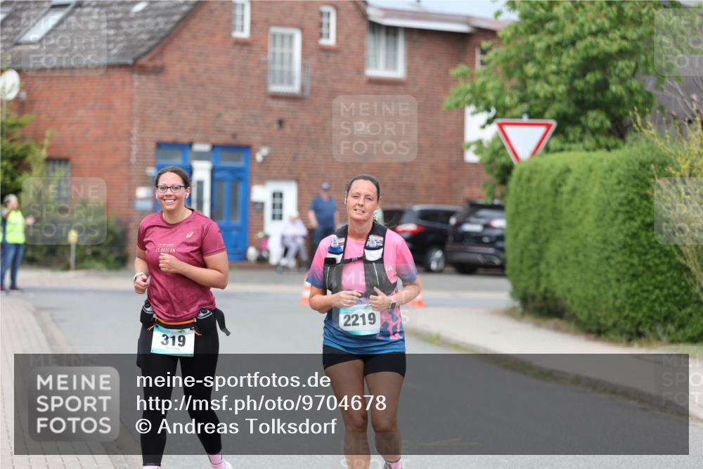 10.05.2026 - 8. Wedeler Halbmarathon Andreas Tolksdorf http://msf.ph/oto/9704678 10.05.2026 10:38:52 Laufen 21, 0975, 319, 2219 meine-sportfotos.de