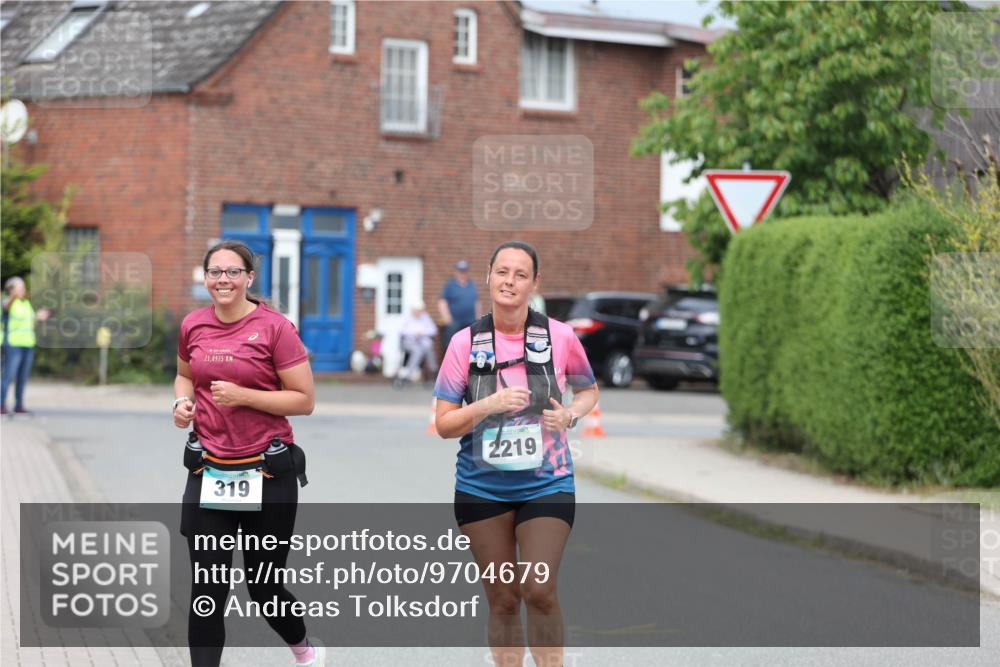 10.05.2026 - 8. Wedeler Halbmarathon Andreas Tolksdorf http://msf.ph/oto/9704679 10.05.2026 10:38:52 Laufen 21, 0975, 319, 2219 meine-sportfotos.de