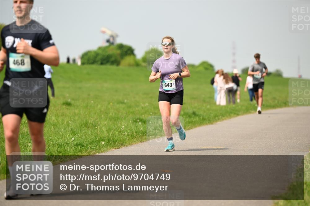 10.05.2026 - 8. Wedeler Halbmarathon Dr. Thomas Lammeyer http://msf.ph/oto/9704749 10.05.2026 11:52:34 Laufen 468, 643 meine-sportfotos.de